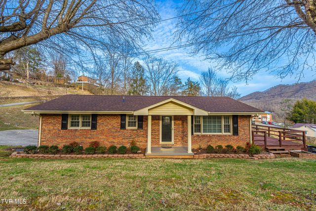 394 Elm Street, Gate City, VA 24251