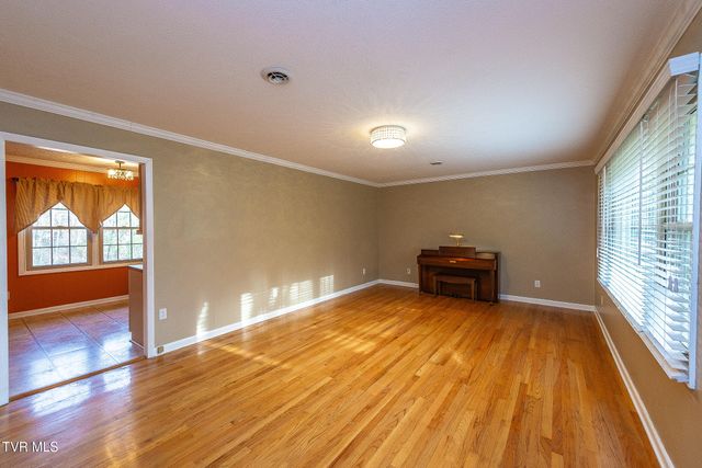 394 Elm Street, Gate City, VA 24251