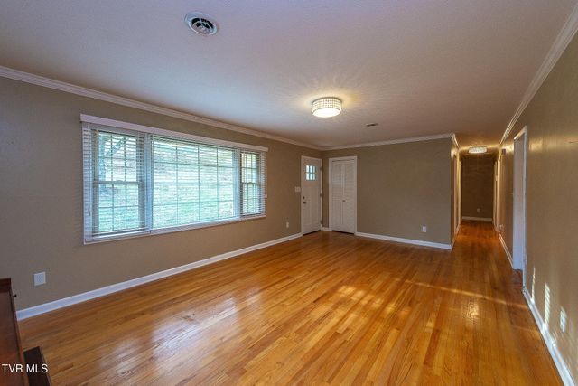 394 Elm Street, Gate City, VA 24251