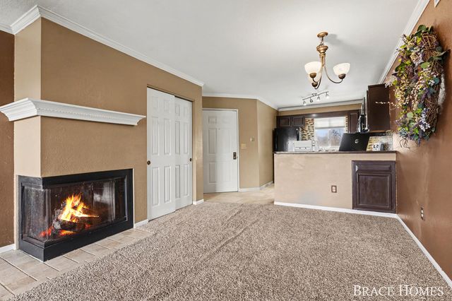 3336 Devonwood Hills NE E, Grand Rapids, MI 49525