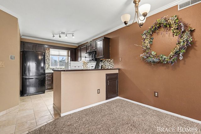 3336 Devonwood Hills NE E, Grand Rapids, MI 49525