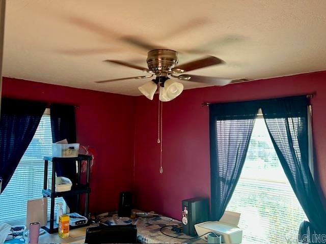 208 N 4Th St, Marmaduke, AR 72443