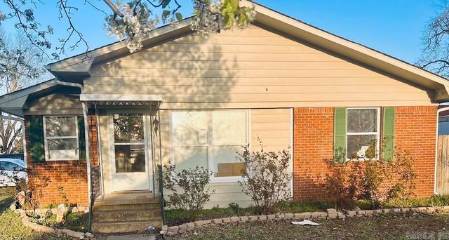 208 N 4Th St, Marmaduke, AR 72443