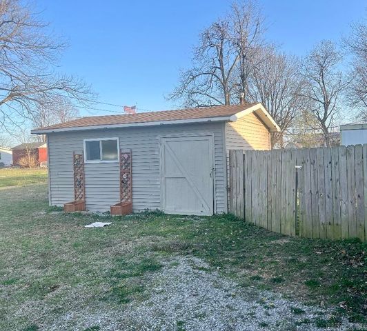 208 N 4Th St, Marmaduke, AR 72443