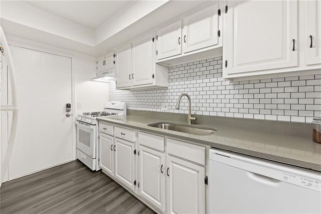 6851 Roswell Road K24, Sandy Springs, GA 30328