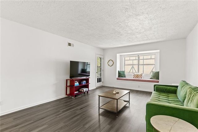 6851 Roswell Road K24, Sandy Springs, GA 30328