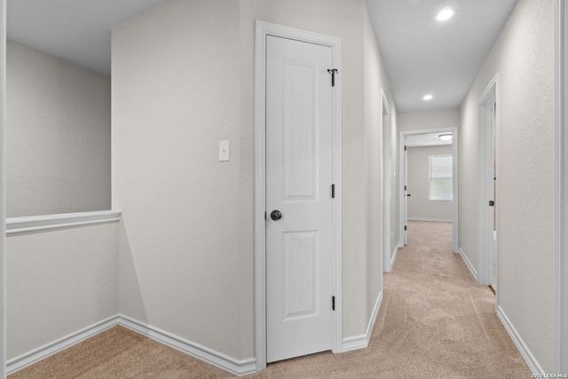 6934 Lakeview Dr, San Antonio, TX 78244