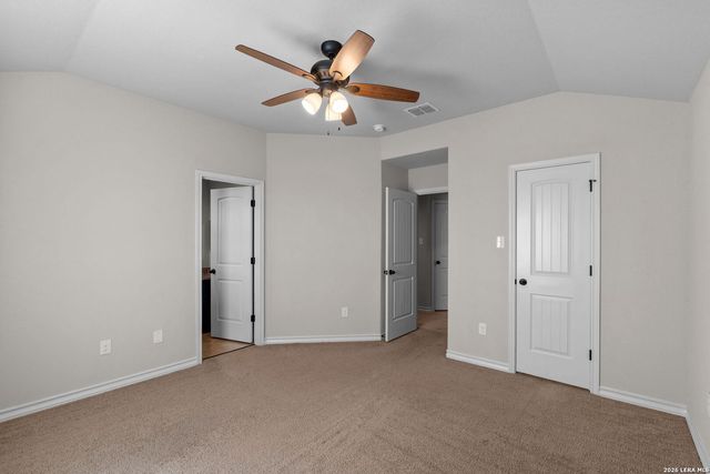 6934 Lakeview Dr, San Antonio, TX 78244