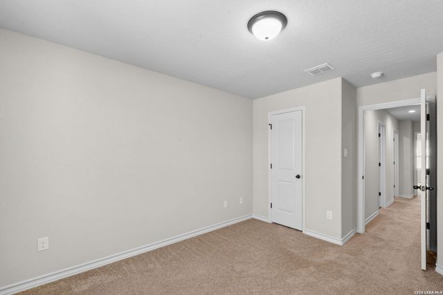 6934 Lakeview Dr, San Antonio, TX 78244