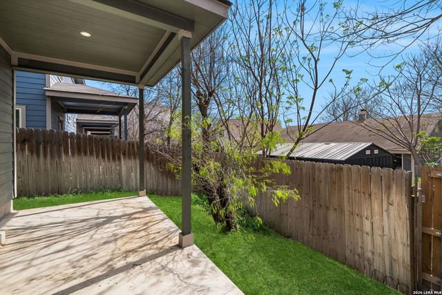 6934 Lakeview Dr, San Antonio, TX 78244