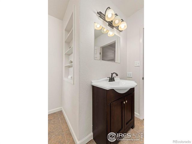 1312 N Washington Avenue, Loveland, CO 80537