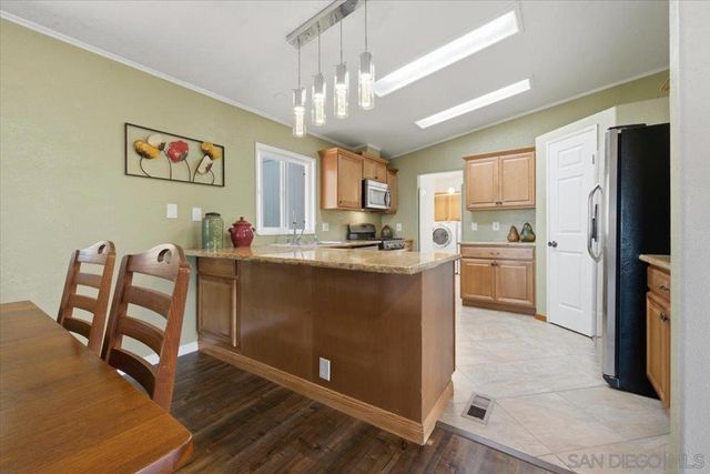 15935 Spring Oaks Rd 57, El Cajon, CA 92021