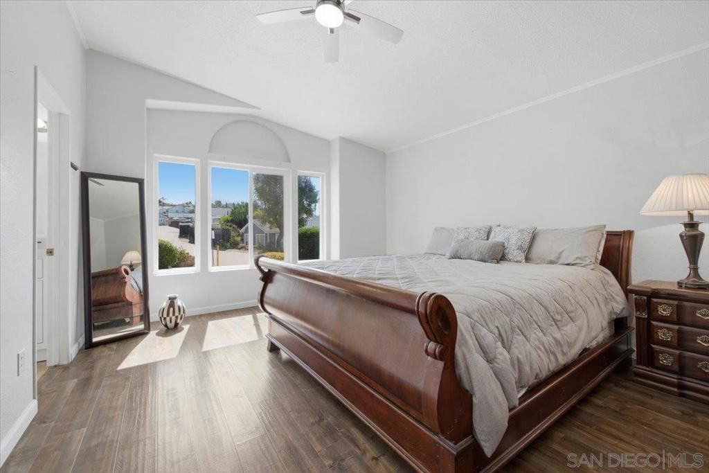 Image 18 of property listing at 15935 Spring Oaks Rd 57, El Cajon, CA 92021