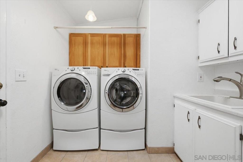 Image 23 of property listing at 15935 Spring Oaks Rd 57, El Cajon, CA 92021