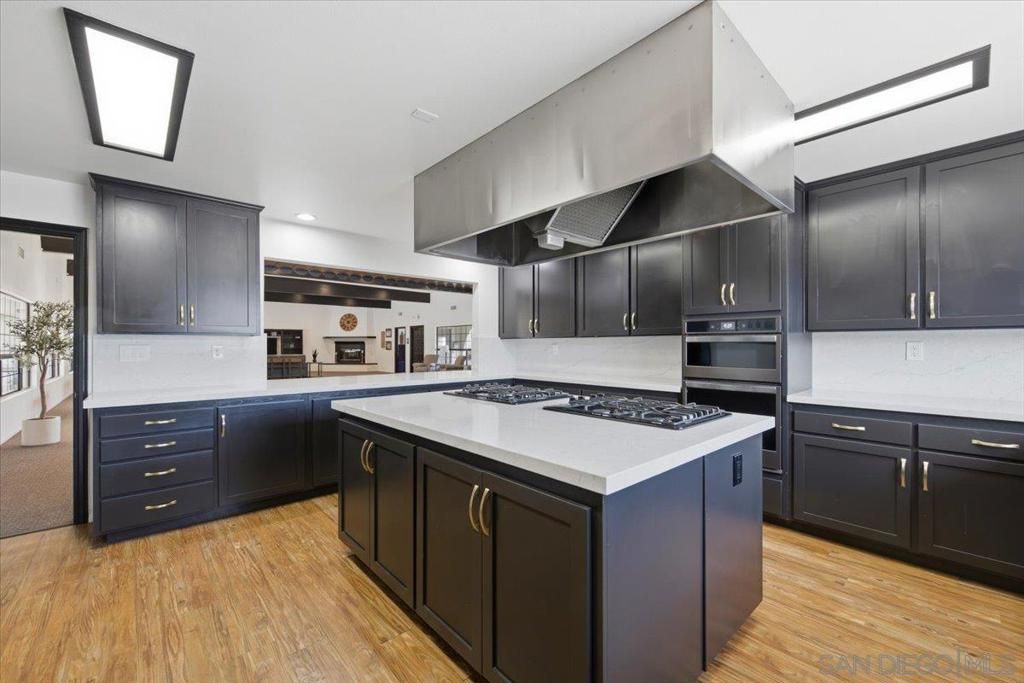 Image 32 of property listing at 15935 Spring Oaks Rd 57, El Cajon, CA 92021