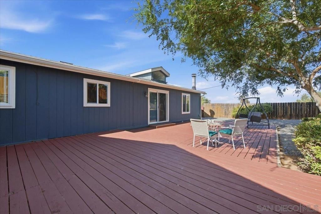 Image 5 of property listing at 15935 Spring Oaks Rd 57, El Cajon, CA 92021