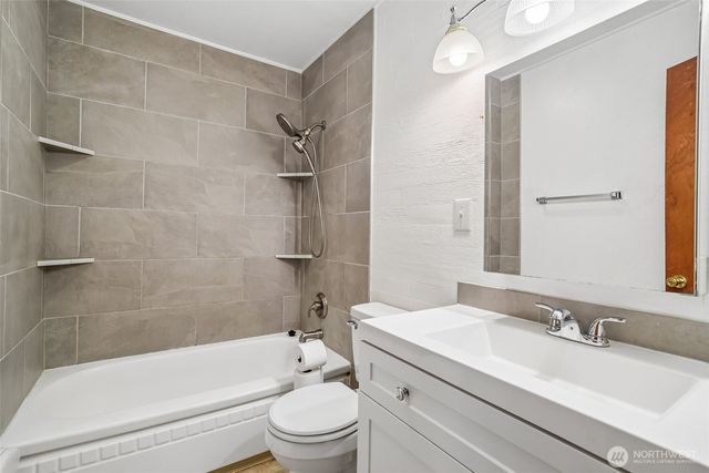 16804 SE 128th Street, Renton, WA 98059