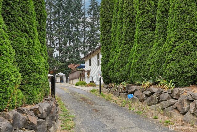 16804 SE 128th Street, Renton, WA 98059