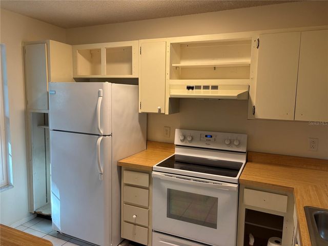 317 PLYMOUTH STREET, Safety Harbor, FL 34695