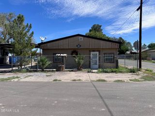 15215 Los Angeles Street, Fabens, TX 79838
