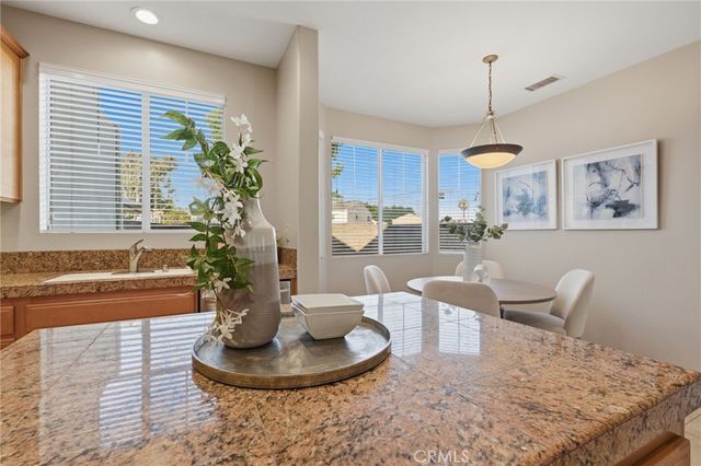 2724 17th Street, Huntington Beach, CA 92648