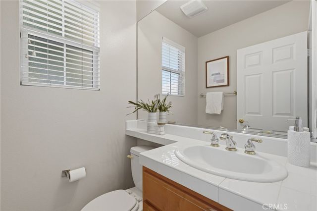 2724 17th Street, Huntington Beach, CA 92648