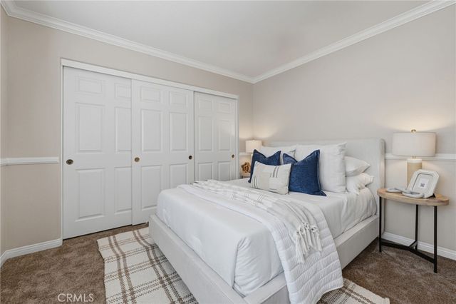 2724 17th Street, Huntington Beach, CA 92648