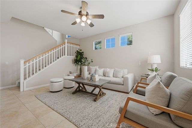 2724 17th Street, Huntington Beach, CA 92648