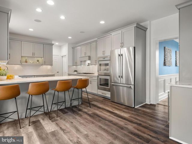 806 SHADEBRUSH RDG, West Chester, PA 19382