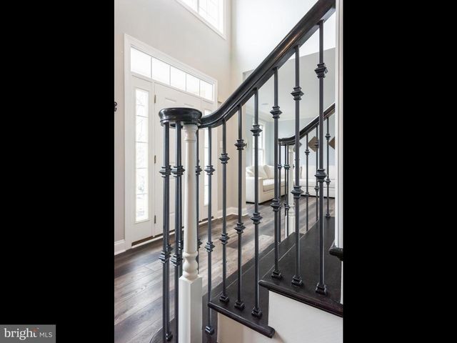 806 SHADEBRUSH RDG, West Chester, PA 19382