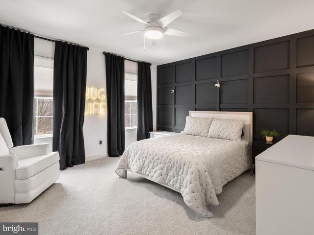 806 SHADEBRUSH RDG, West Chester, PA 19382