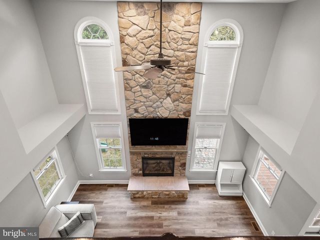 806 SHADEBRUSH RDG, West Chester, PA 19382