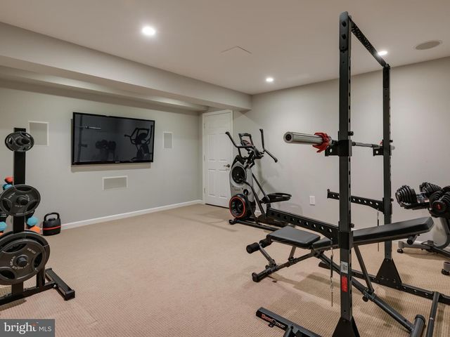 806 SHADEBRUSH RDG, West Chester, PA 19382