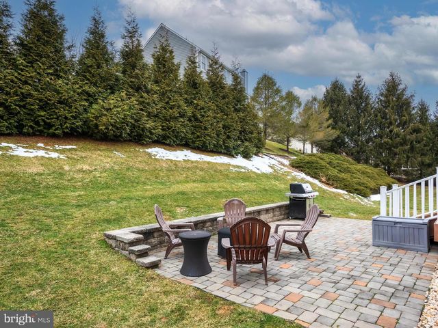 806 SHADEBRUSH RDG, West Chester, PA 19382