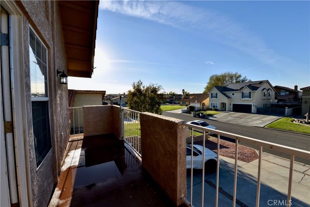 18465 Tarpon Lane, Victorville, CA 92395