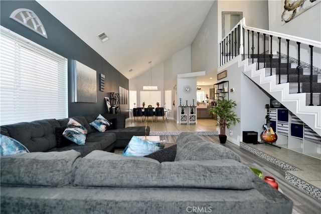 18465 Tarpon Lane, Victorville, CA 92395