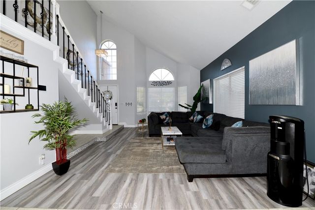 18465 Tarpon Lane, Victorville, CA 92395