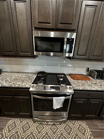 900 Dove Chase Lane, College Station, TX 77845