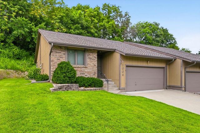 1006 ARBOR RIDGE Circle, Council Bluffs, IA 51503