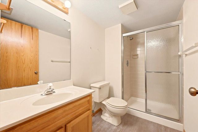 1006 ARBOR RIDGE Circle, Council Bluffs, IA 51503