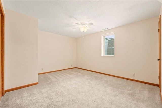 1006 ARBOR RIDGE Circle, Council Bluffs, IA 51503