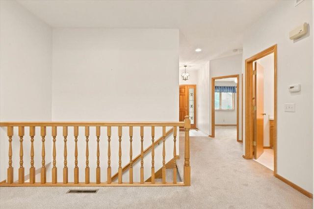 1006 ARBOR RIDGE Circle, Council Bluffs, IA 51503