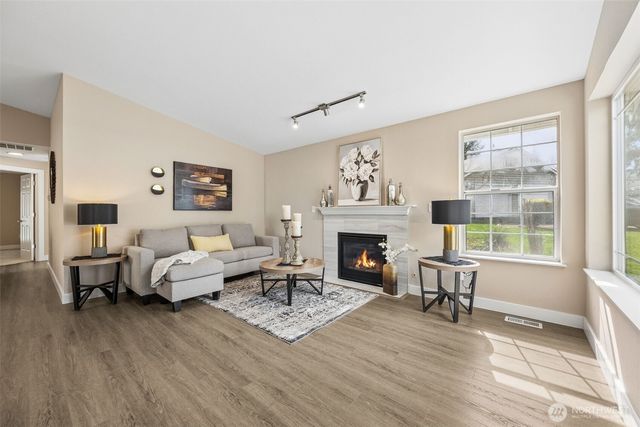 3323 240th Court E, Spanaway, WA 98387