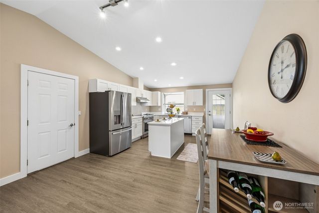 3323 240th Court E, Spanaway, WA 98387