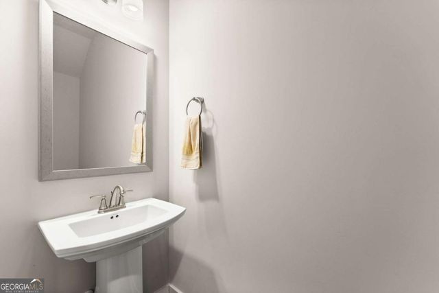 187 Panther Point Lane, Lawrenceville, GA 30046