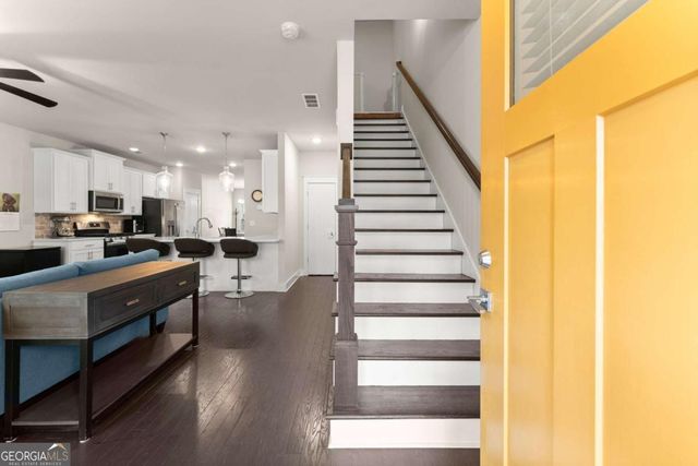 187 Panther Point Lane, Lawrenceville, GA 30046