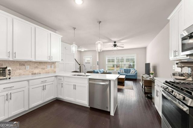 187 Panther Point Lane, Lawrenceville, GA 30046