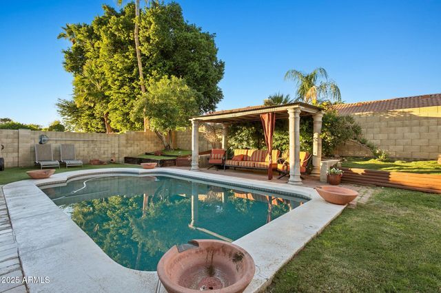 4740 E VILLA MARIA Drive, Phoenix, AZ 85032