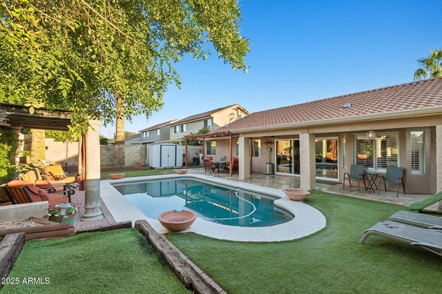 4740 E VILLA MARIA Drive, Phoenix, AZ 85032