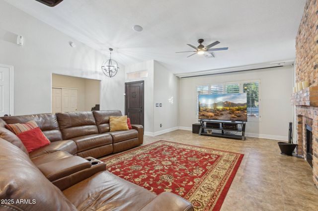 4740 E VILLA MARIA Drive, Phoenix, AZ 85032